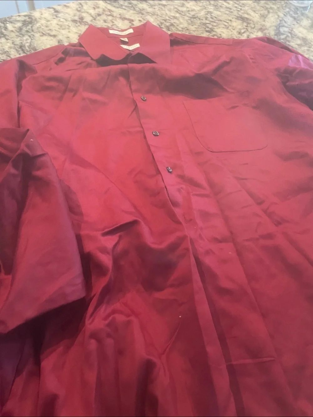 Geoffrey Beane Men's Classic Button-Up Shirt in Burgundy size large wrinkle free